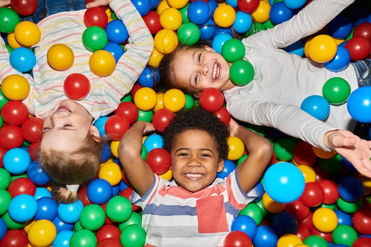Choose the best indoor play centre Melbourne has to offer & indoor playground near you.