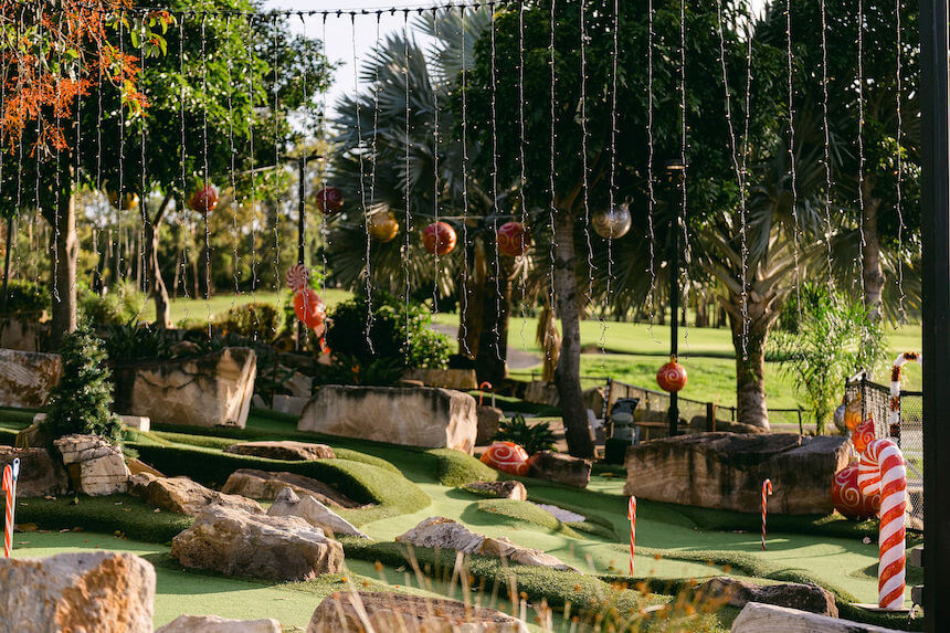Boulders & Badlands Mini Golf on the Gold Coast: 18-hole outdoor mini golf course for all skill levels.