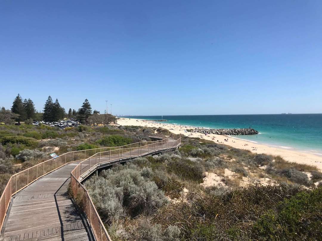Floreat Beach is one of the nice beaches in Perth that offers one of the best beach walks with beautiful views.