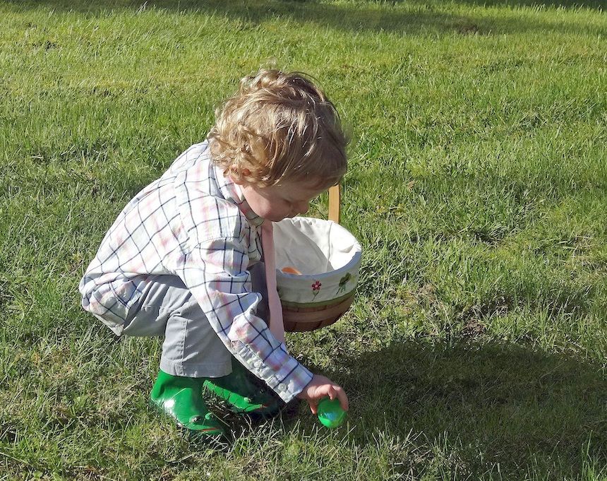Ester eggs hunt is a fun Easter tradition for kids.