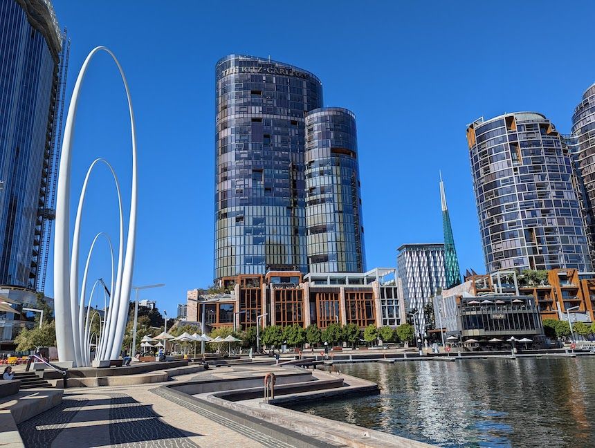Free things to do in Perth school holidays: explore lovely walking paths @ Elizabeth Quay in Perth, WA.