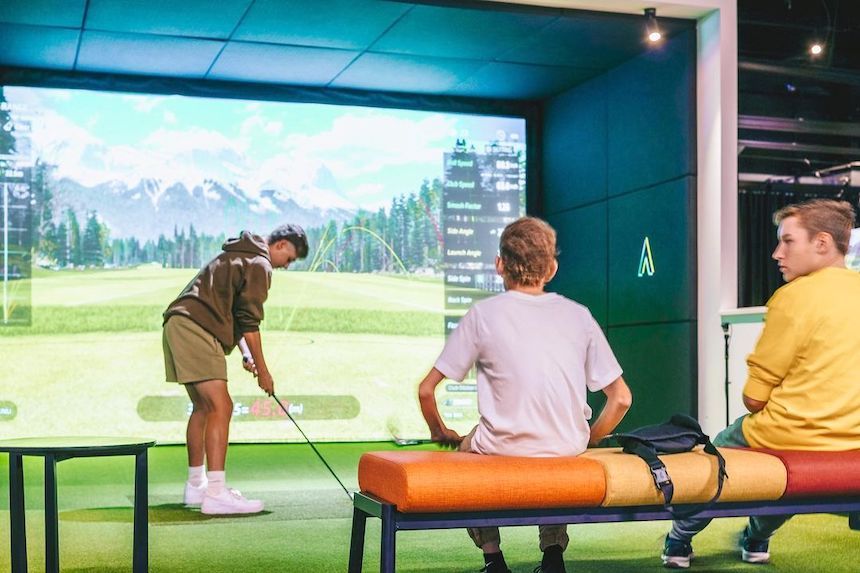 Melbourne indoor golf simulator @ Epic Arena, Newport.