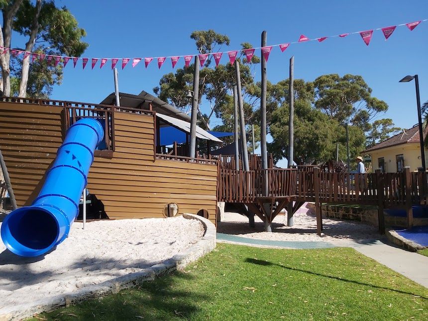 Best kids playgrounds Perth: Heathcote pirate playground @ Heathcote Park.