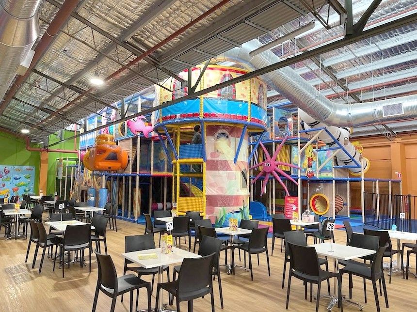 Lollipops Playland Preston, Indoor playground and Cafe.