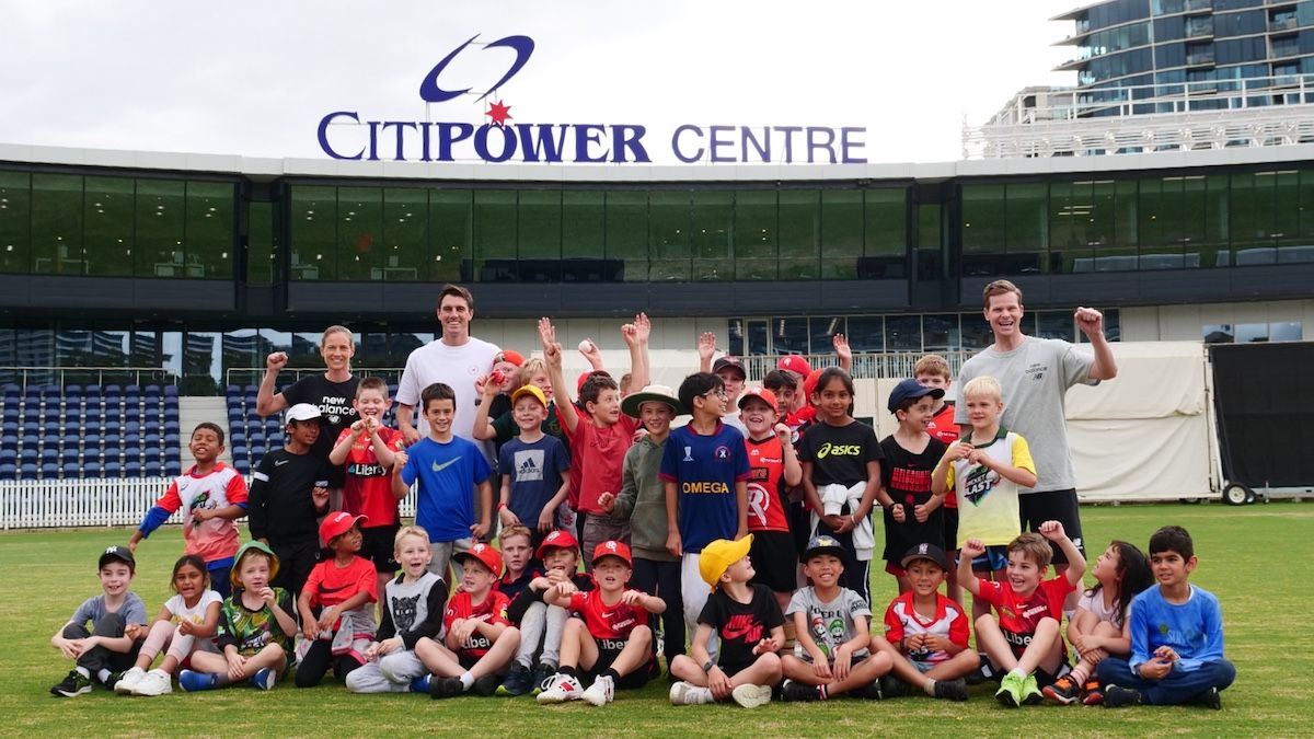 School holiday activities Melbourne & Victoria: 1- & 2-day cricket camps @ Melbourne Renegades.