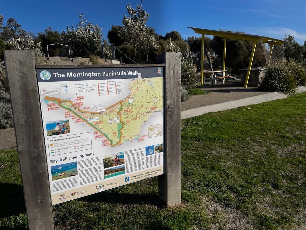Stroll along the coast from Rosebud Foreshore Playground. Mornington Peninsula Coastal Walk map.