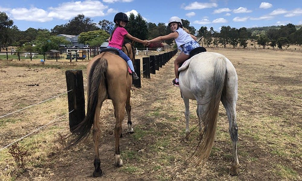 Fun outdoor activities: Perth horse riding (no previous experience required).