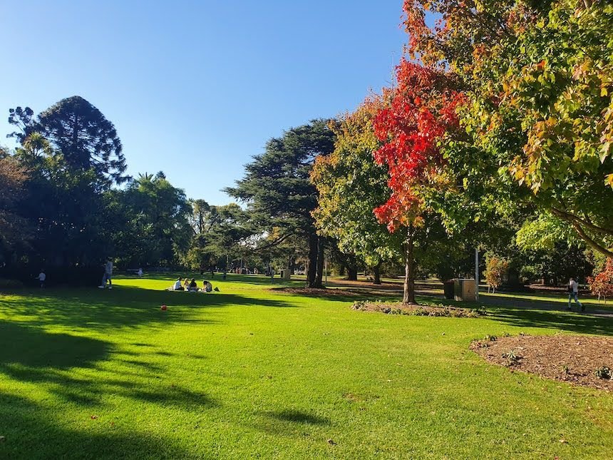 Queens Park in Moonee Ponds is a beautiful family-friendly picnic spot in Melbourne.