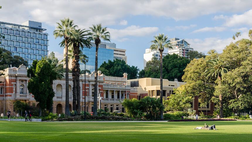Best picnic locations Perth: Supreme Court Gardens - one of the best places in Perth for a walk, picnic spot or play sports.
