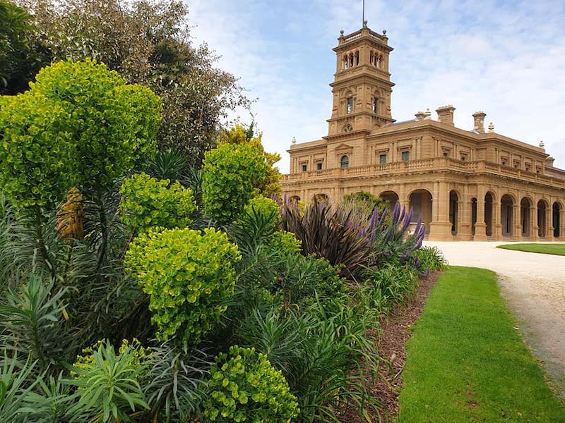 One of the best botanical parks near Melbourne: Werribee Park.